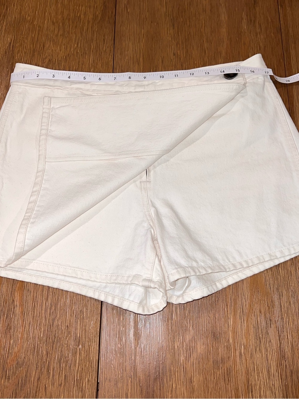 Madewell Ivory Wrap-Front Skort with Button Accent